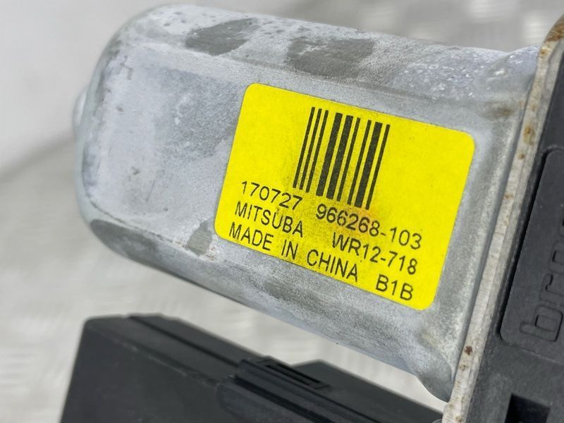 Блок управления двери 31674755 Volvo XC60