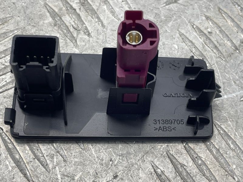 Блок USB і AUX 31389705 Volvo XC90