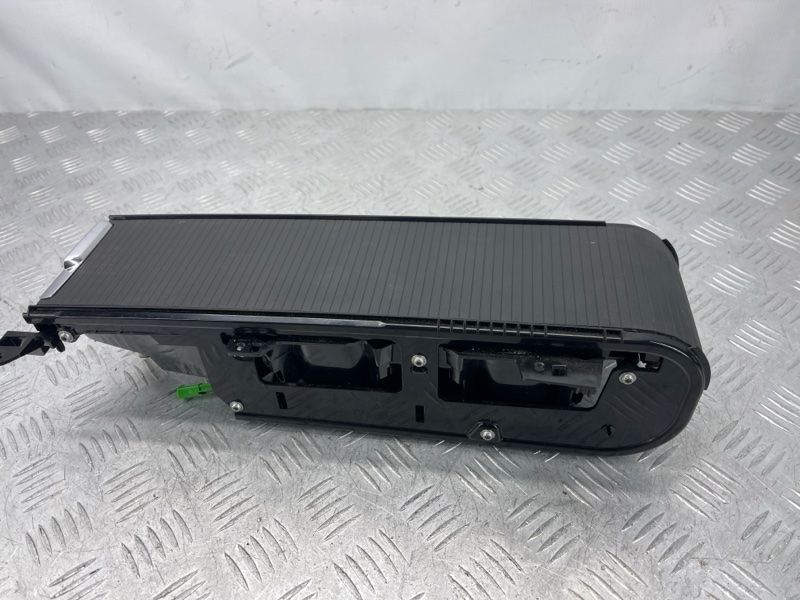 Подстаканник 31469622 Volvo XC60
