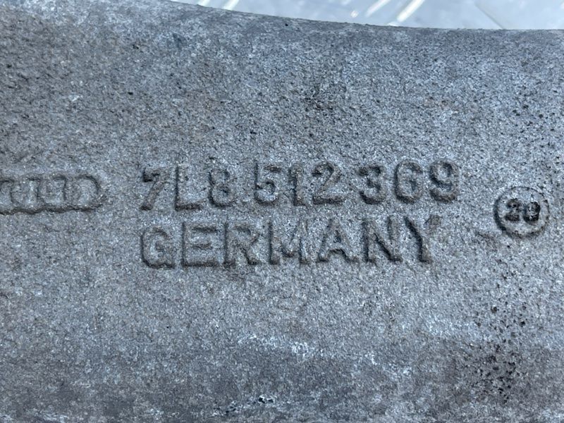 Подрамник задний 7L8512369 Audi Q7