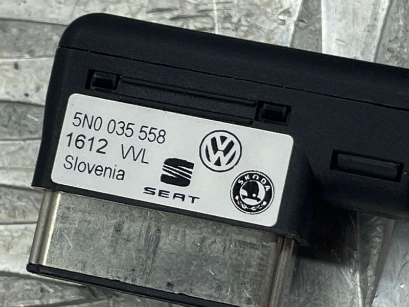 Кабель-адаптер 5N0035558 Volkswagen Tiguan