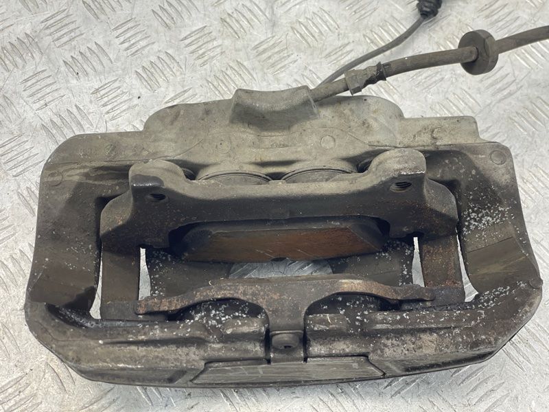 Суппорт тормозной 4G0615123E Audi A6