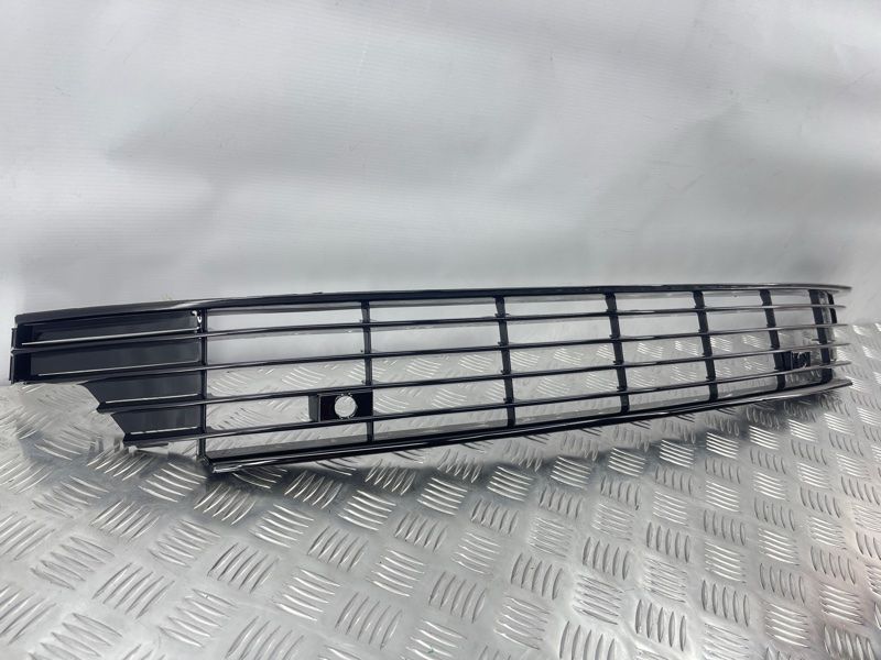 Решітка бампера 3C8853677G041 Volkswagen CC