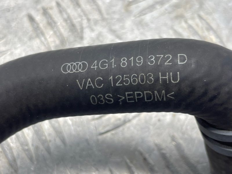 Шланг системи охолодження 4G1819372D Audi A6