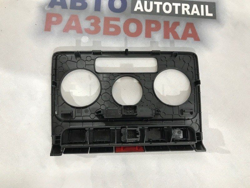 Рамка 5C5820073C1QB Volkswagen Beetle
