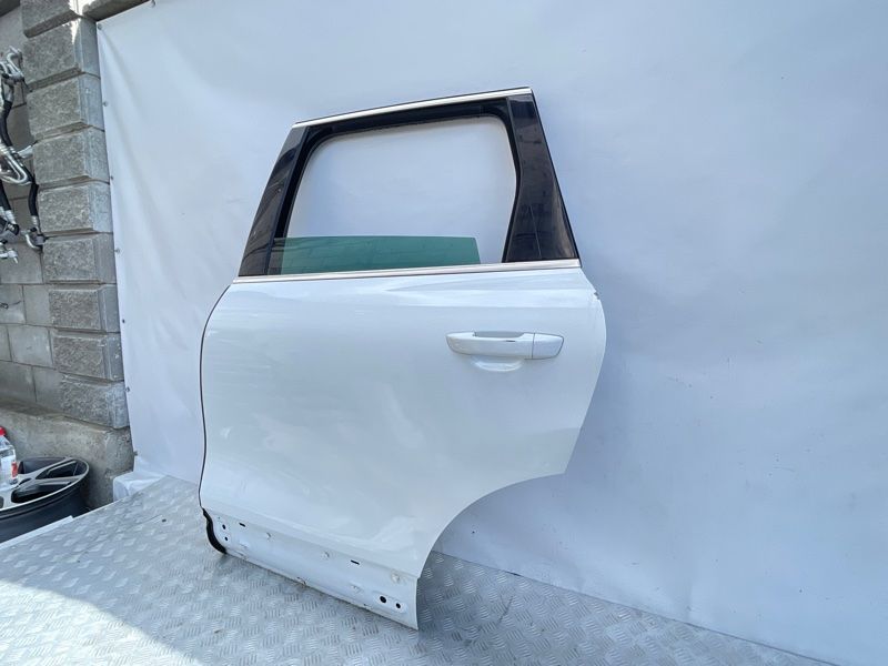 Двері 7P0833055A Volkswagen Touareg