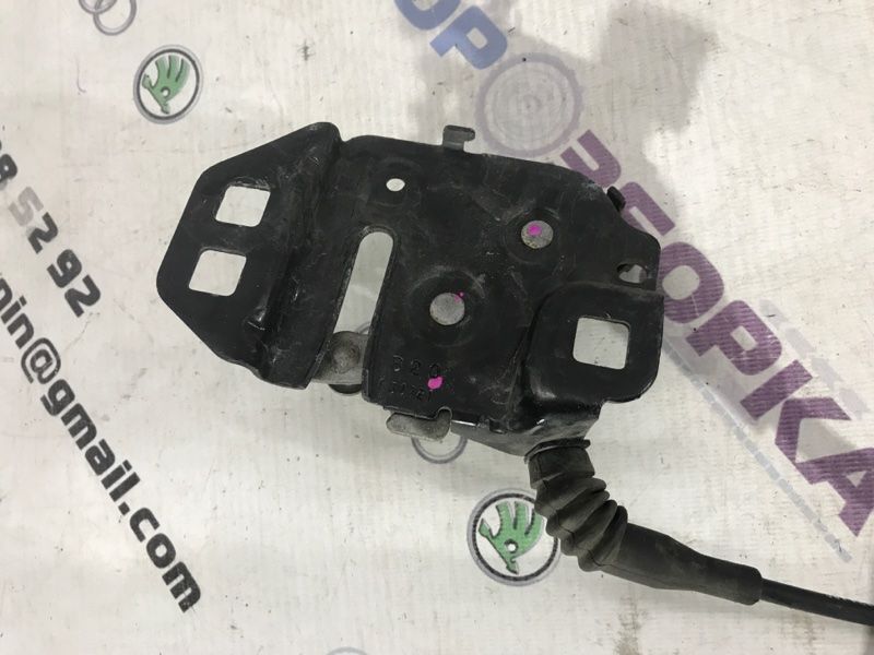 Замок капота Ford Fusion