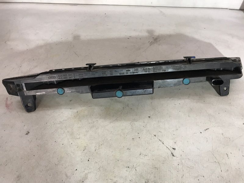 Указатель поворота LED 4L0953041D Audi Q7