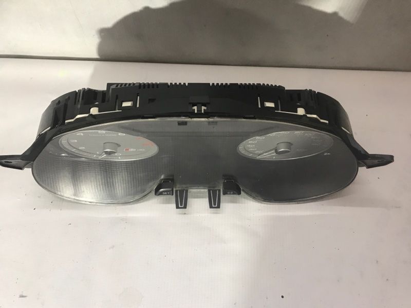 Комбинация приборов / Спидометр 8K0920982L Audi S4