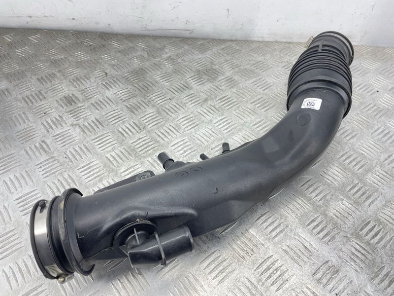 Патрубок повітряного фільтра K2G39R504FE Ford Edge