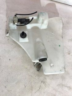 Бачок омывателя стекла 7P0955453 Volkswagen Touareg