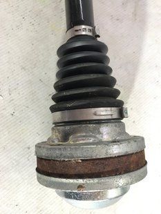 Полуось 8R0501203C Audi A7