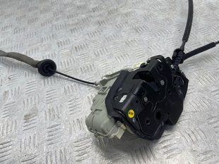 Замок задніх дверей 4G8839015 Audi A7