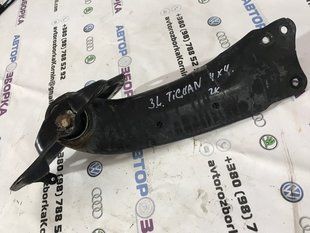 Рычаг задней подвески продольный 3C0505225B Volkswagen Tiguan
