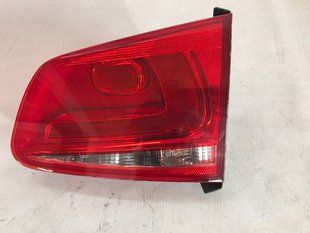 Стоп / Фонарь внутренний 7P6945094C Volkswagen Touareg