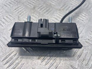 Кнопка замка крышки багажника с камерой 4G0827566 Audi A6