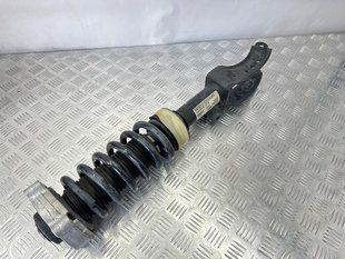 Стойка амортизатора 7L8412022BQ Audi Q7