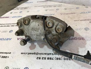 Суппорт тормозной 8K0105AH Audi A4 Allroad