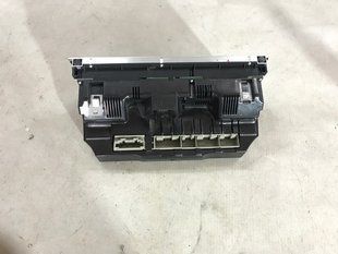 Панель керування клімат-контролем 4L0820043AHSZD Audi Q7