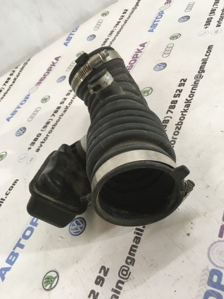 Повітропровід повітряного фільтра 165764GB0B Infiniti Q50