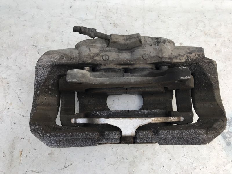 Супорт гальмівний 4G0615124B Audi A6