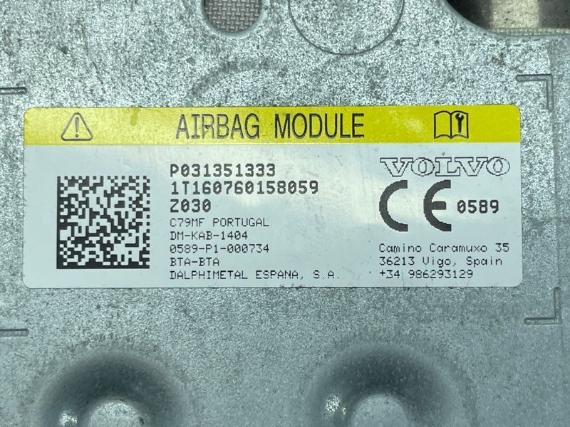 Подушка безпеки водія в коліна airbag 31351333 Volvo XC90