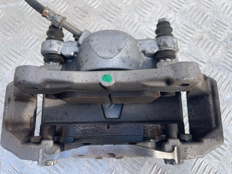 Супорт гальмівний 4G0615124C Audi A6