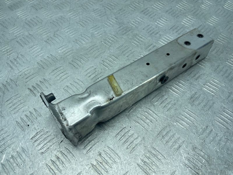 Лонжерон передний нижний левый 4H0806063H Audi A8 Audi A8, Audi S8