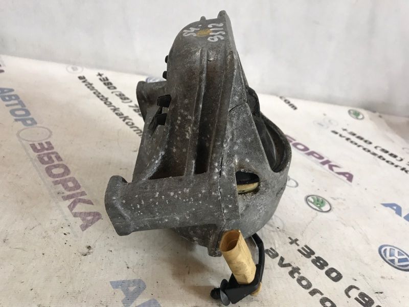 Опора / Подушка двигателя 8R0199381H Audi S4
