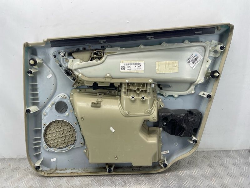 Карта / Обшивка двери 6815490 Volvo XC60