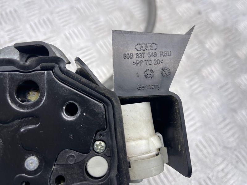 Замок дверей 8X1837016C Audi Q5