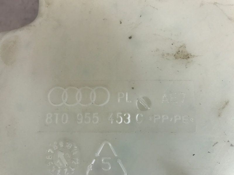 Бачок омивача скла 8T0955453C Audi A4 Allroad
