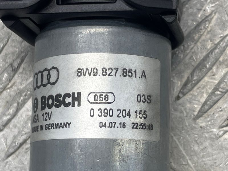 Привідний блок кришки багажника 8W9827851A Audi A4 Allroad