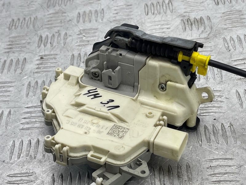 Замок двери 4G0839015C Audi Q7