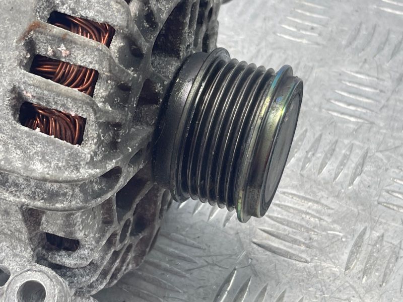 Генератор 06H903018D Audi A6