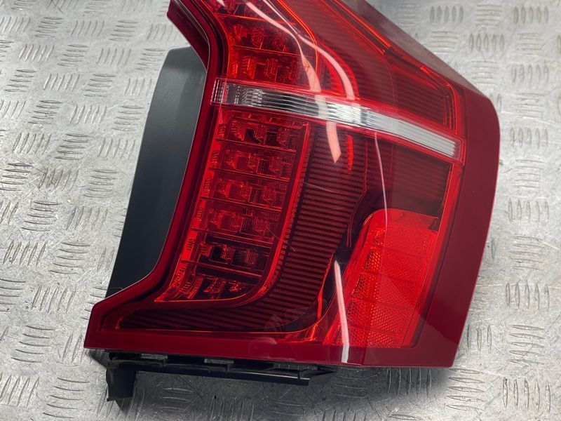 Стоп / ліхтар 32228831 Volvo XC90