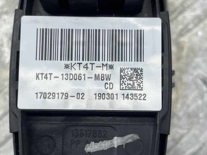 Перемикач світла фар KT4T130061MBW Ford Edge
