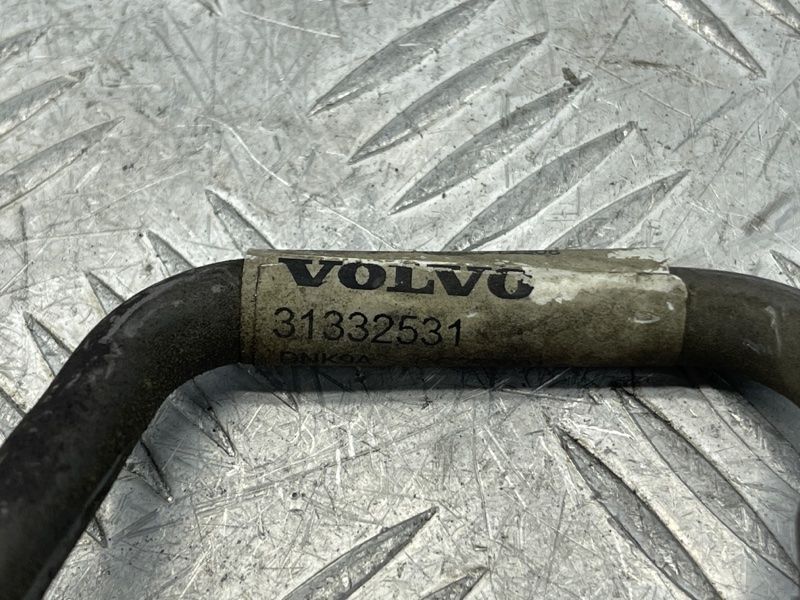 Трубка кондиционера 31332531 Volvo XC60