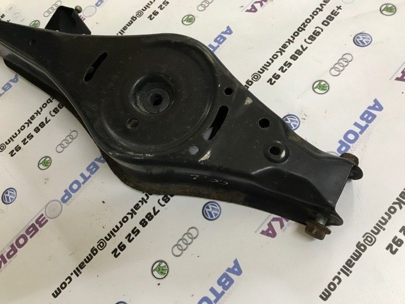 Важіль задньої підвіски поперечний нижній 1K0505311AB Volkswagen CC