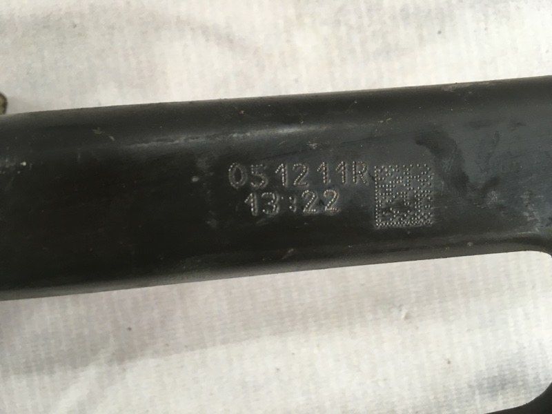 Кронштейн усилителя бампера 31329436 Volvo XC60