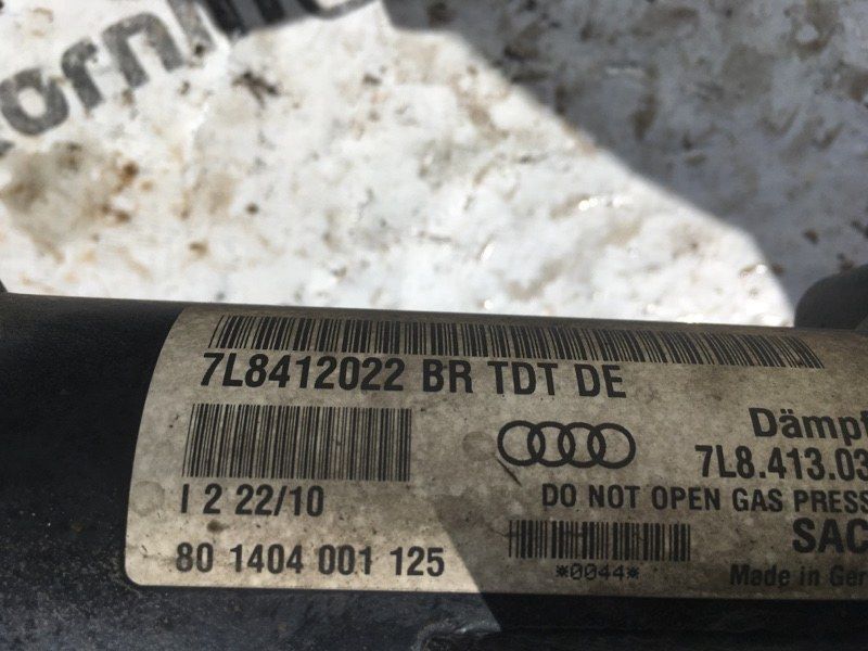 Стойка амортизатора в сборе с пружиной 7L8412022BR Audi Q7