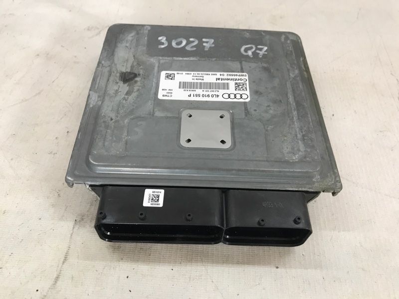 Блок керування двигуном 4L0910551P Audi Q7