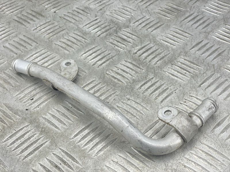 Трубка системы охлаждения 4G0121071N Audi A6 Audi A6, Audi A7