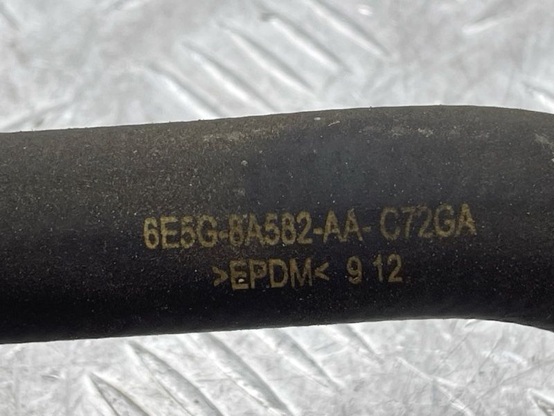 Патрубок 6E5G8A582AA Ford Fusion