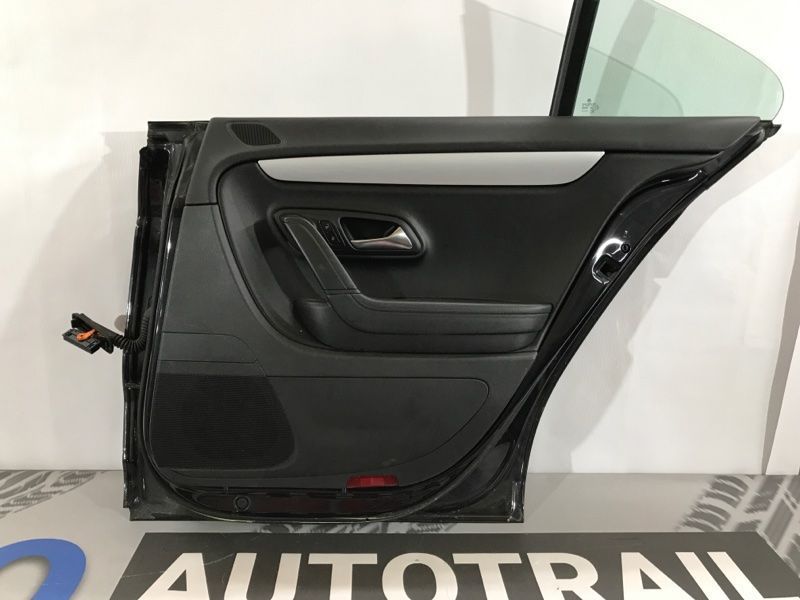 Двері 3C8833056E Volkswagen CC