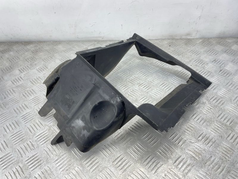 Повітропровід радіатора 4L0117335F Audi Q7