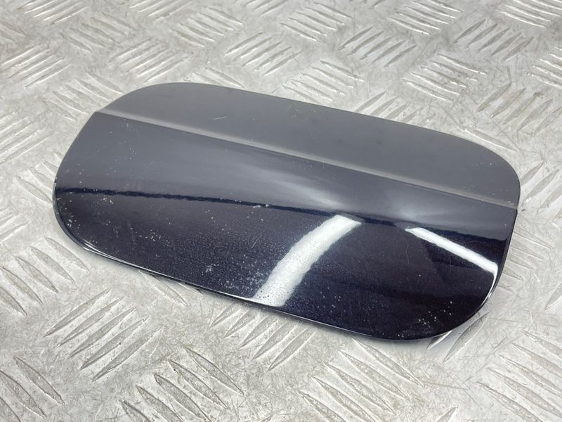Крышка лючка топливного бака 4M0809907B Audi Q7