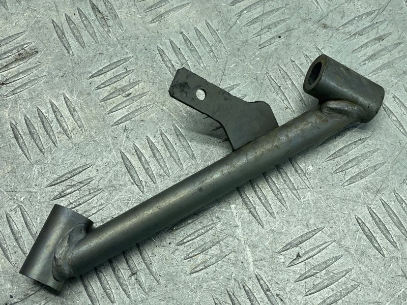 Опора впускного коллектора 05L129723A Audi A6