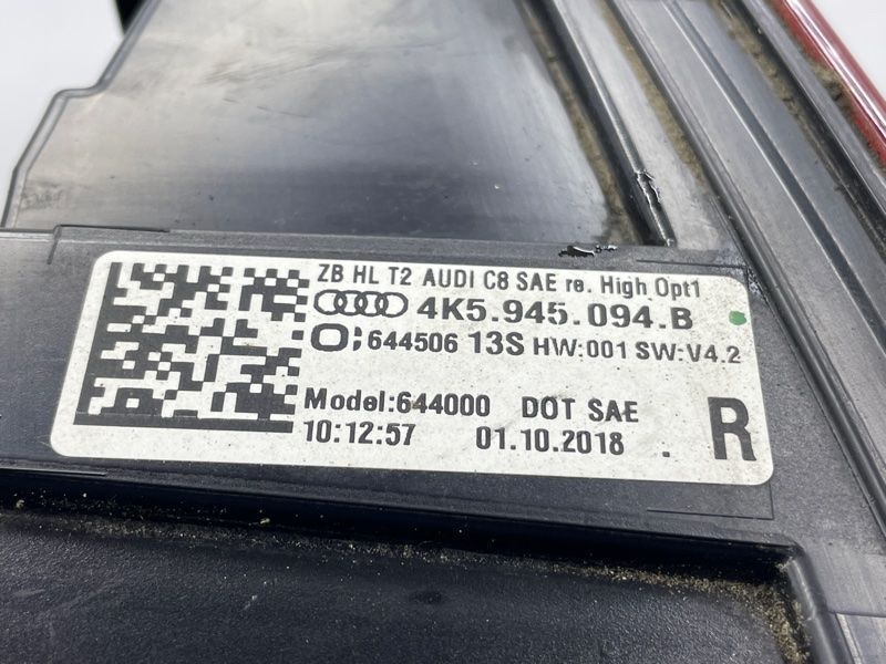 Стоп / ліхтар світлодіодний внутрішній 4K5945094B Audi A6