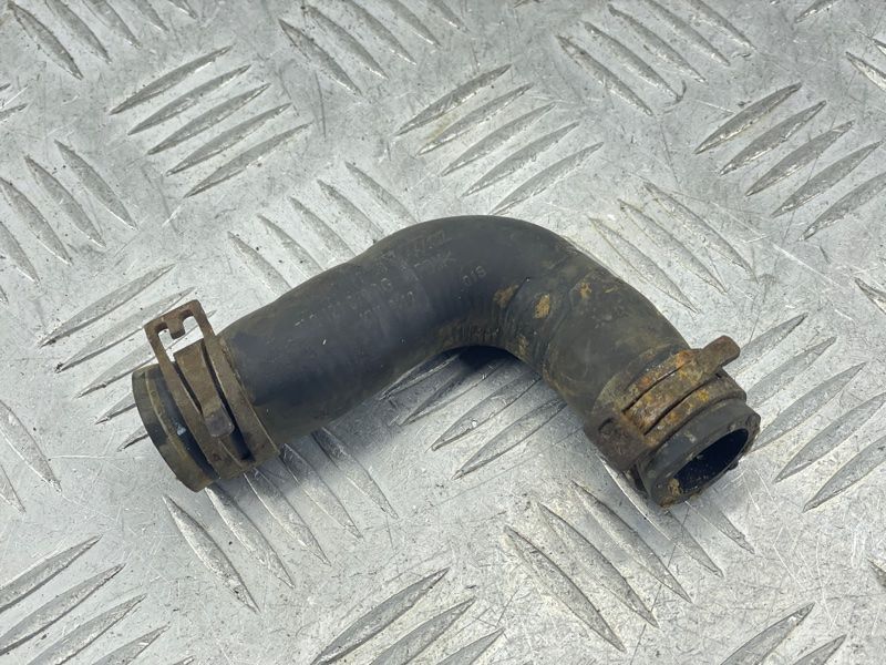 Шланг системи охолодження 7L8121070AG Volkswagen Touareg